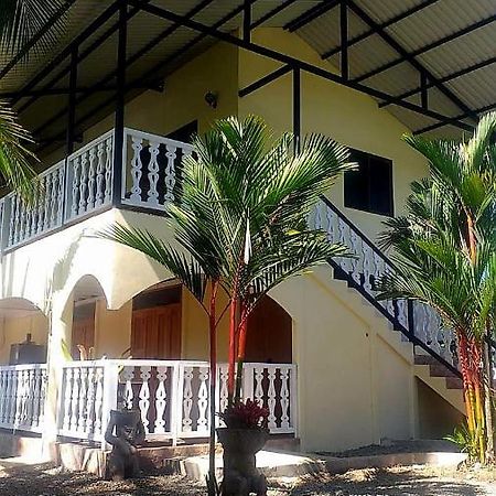 Suites Chile Verde Мансанильо Екстериор снимка