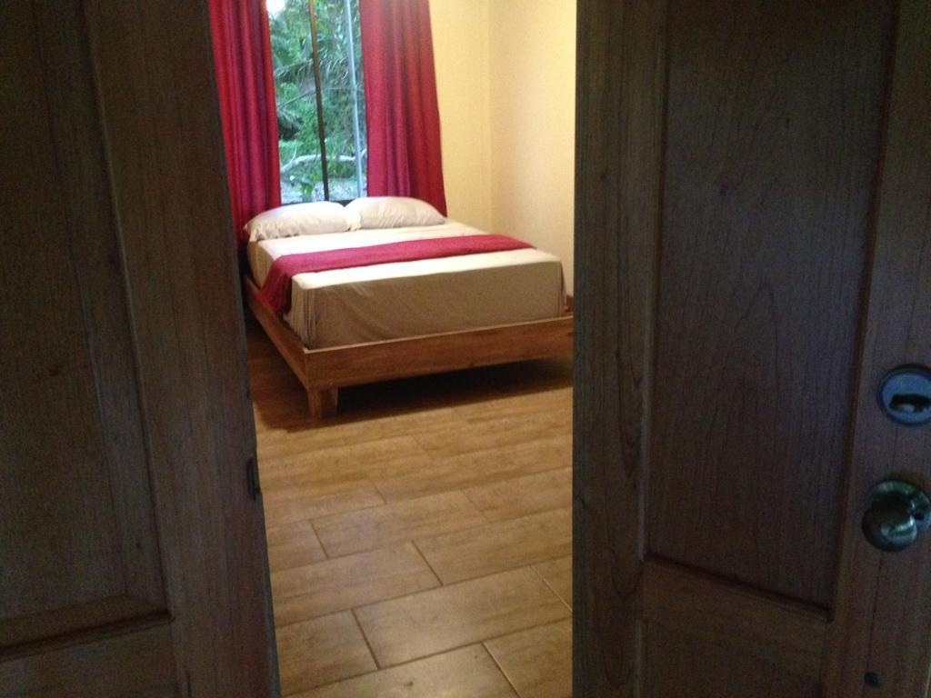 Suites Chile Verde Мансанильо Екстериор снимка