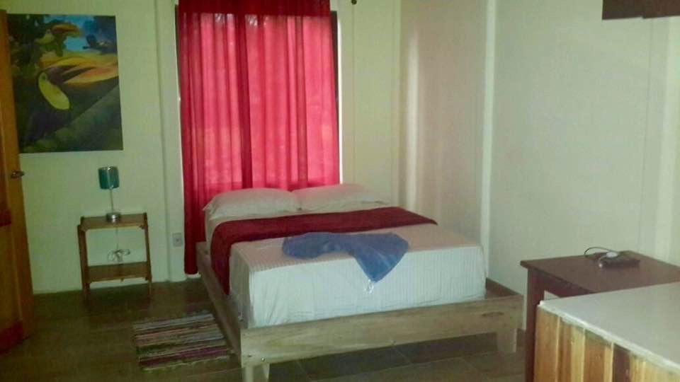 Suites Chile Verde Мансанильо Екстериор снимка
